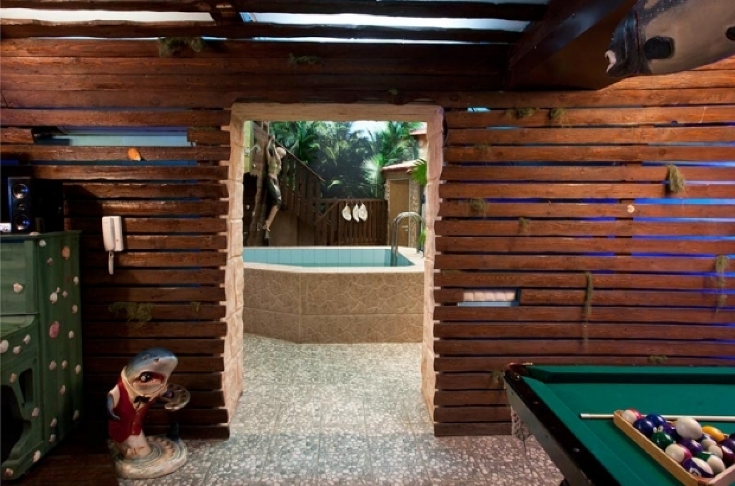 Сауна медуза салават. Сауна метро бауманская. Сауна метро бауманская. Банный клуб на бауманке москва. Бермудский треугольник нижний новгород кафе.